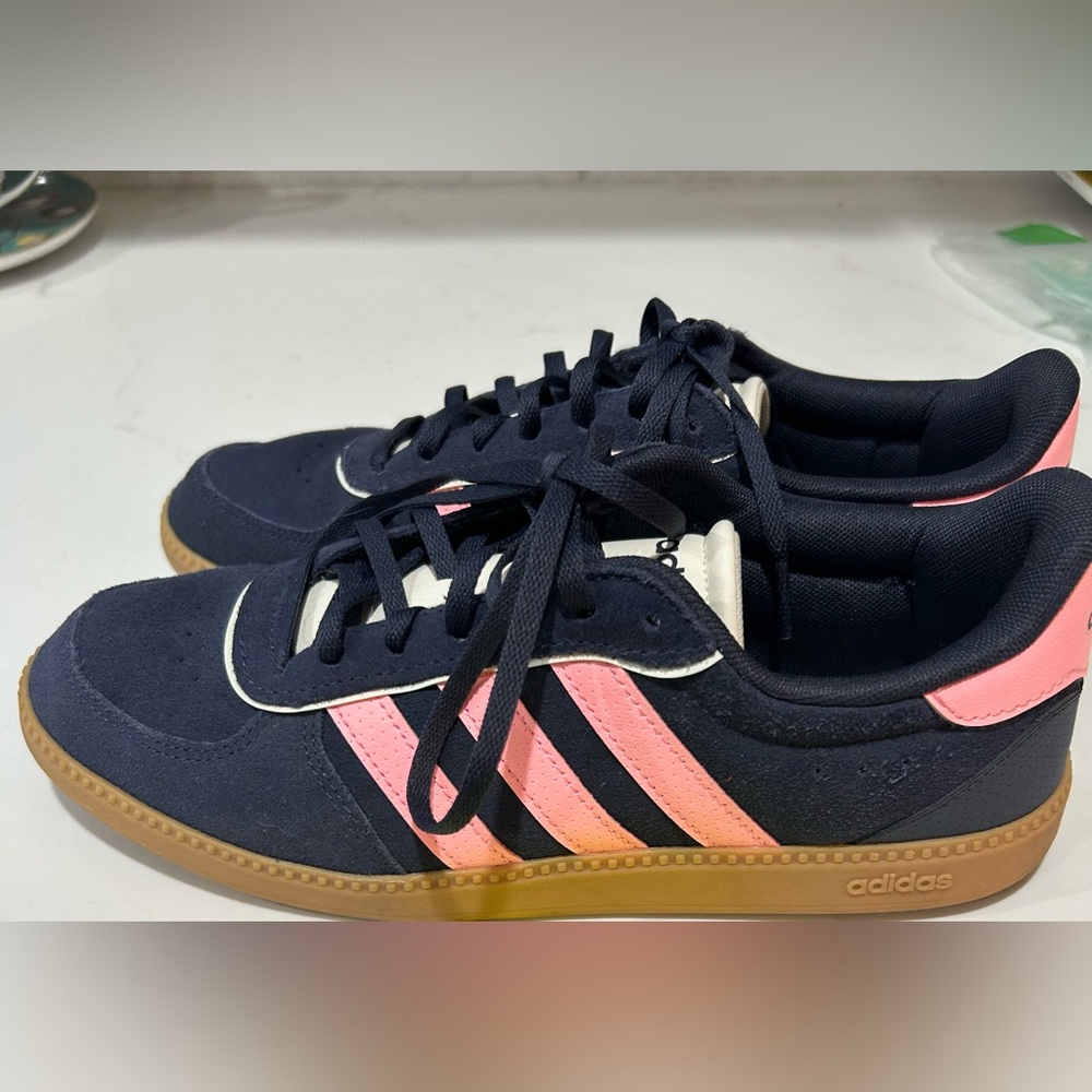 Adidas Dark Blue and Pink Athletic Cloud Form Sneaks